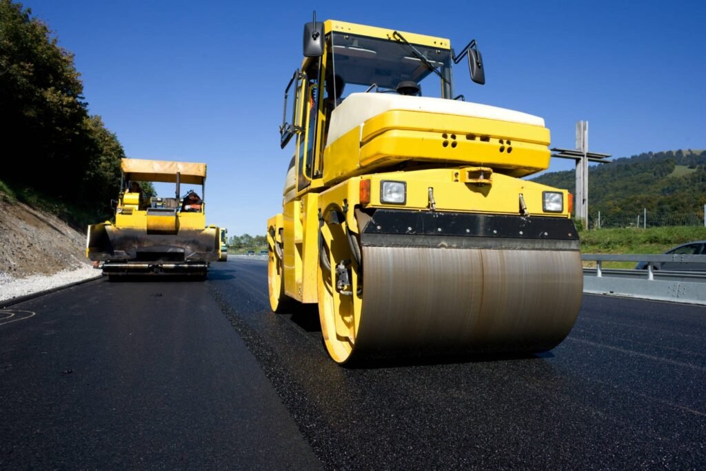 Pourquoi les routes influencent la valeur des terrains : science et économie