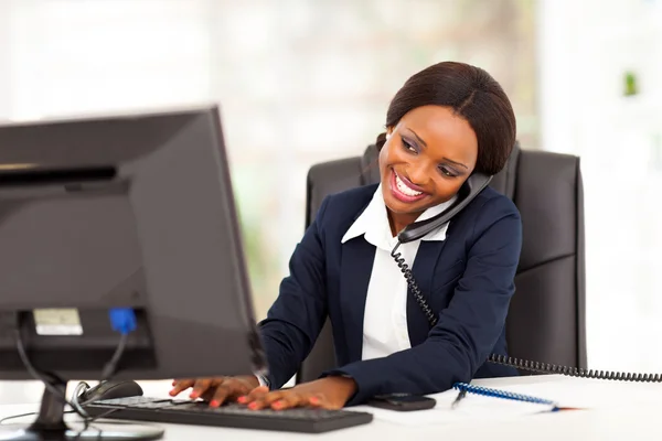 depositphotos_19129273-stock-photo-beautiful-young-african-american-businesswoman