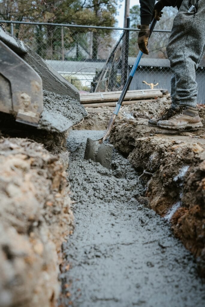 Gravier, sable, ciment : comment reconnaître les bons matériaux au Bénin ?