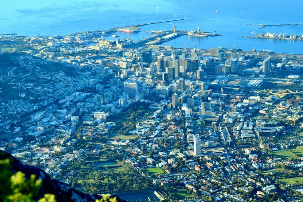 Les zones les plus prometteuses pour investir dans l’immobilier à Cotonou et Abomey-Calavi