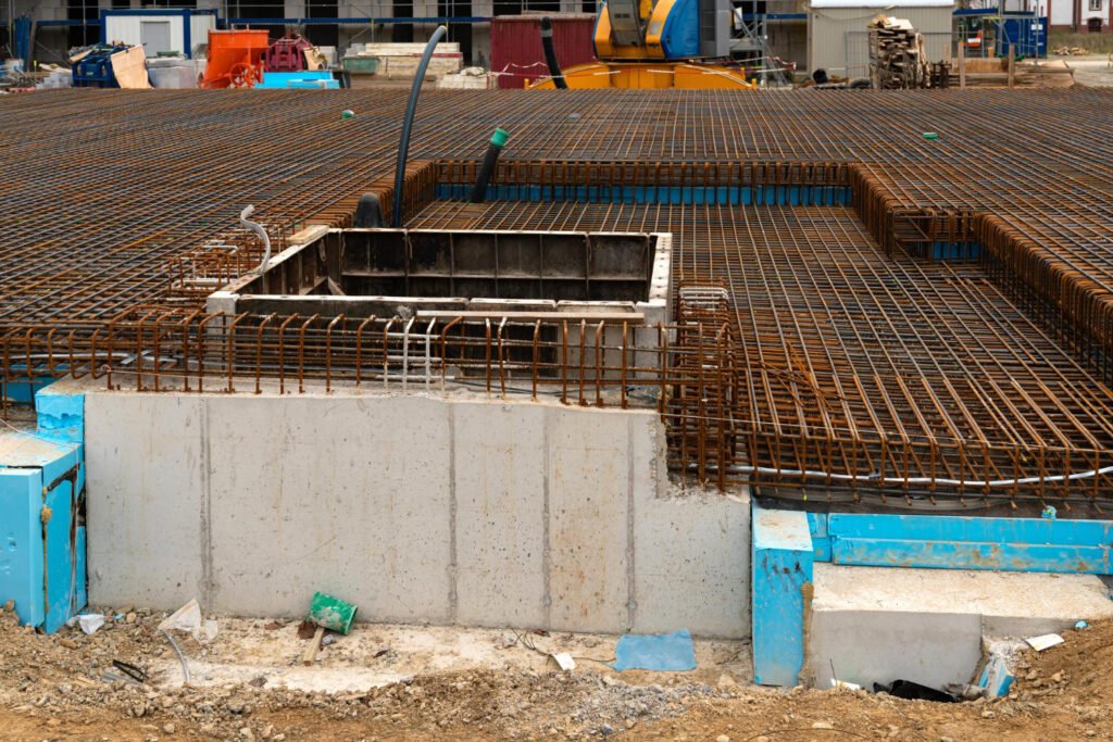 Comment anticiper les contraintes techniques avant le démarrage d’un chantier