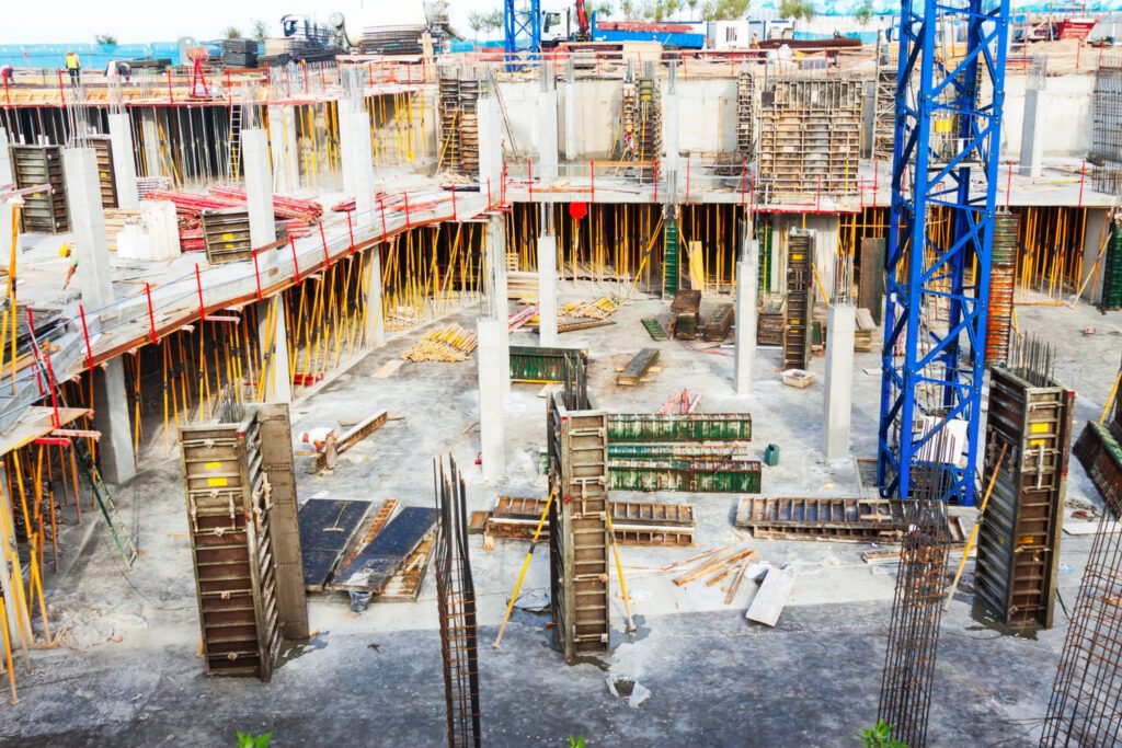 Les facteurs invisibles qui influencent la solidité d’une construction