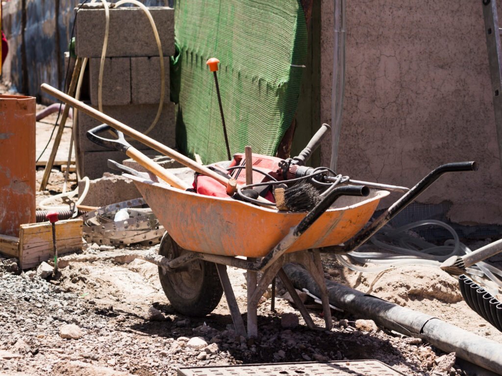 Équipements de chantier au Bénin : pourquoi la demande crée de nouvelles opportunités commerciales