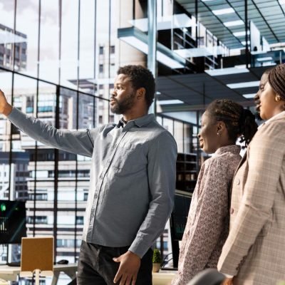 Représentation commerciale et développement immobilier : comment créer des synergies entre vendeurs, acheteurs et investisseurs