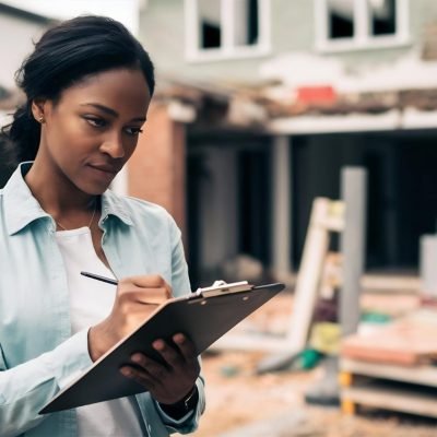 Pourquoi rénover un bâtiment est parfois plus rentable que construire au Bénin