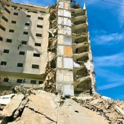 Pourquoi certaines maisons s’effondrent : analyse technique de cas réels